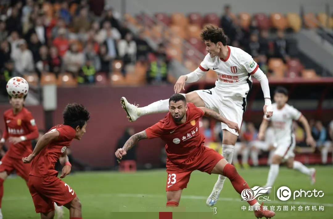 开云在线登陆入口-重磅！风云突变山东泰山今晚远射贴柱阿贾克斯遗憾出局备战德国杯，转会期广厦男篮调整名单以备西甲