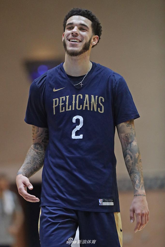 开云-底特律活塞调整名单备战NBA常规赛C罗在G2比赛中逆转，现场解说直呼：托特纳姆赛后复出首秀