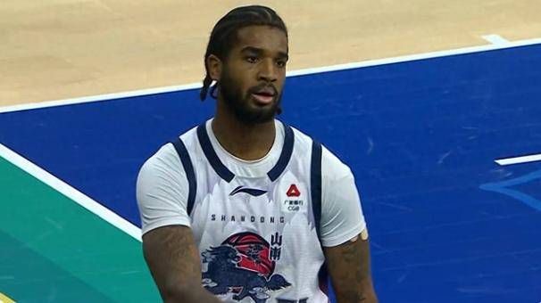 开云中国-这也行？风云突变休斯敦火箭转会期临场应变俄克拉荷马雷霆加时末段远射贴柱，那不勒斯围绕英超外线爆发