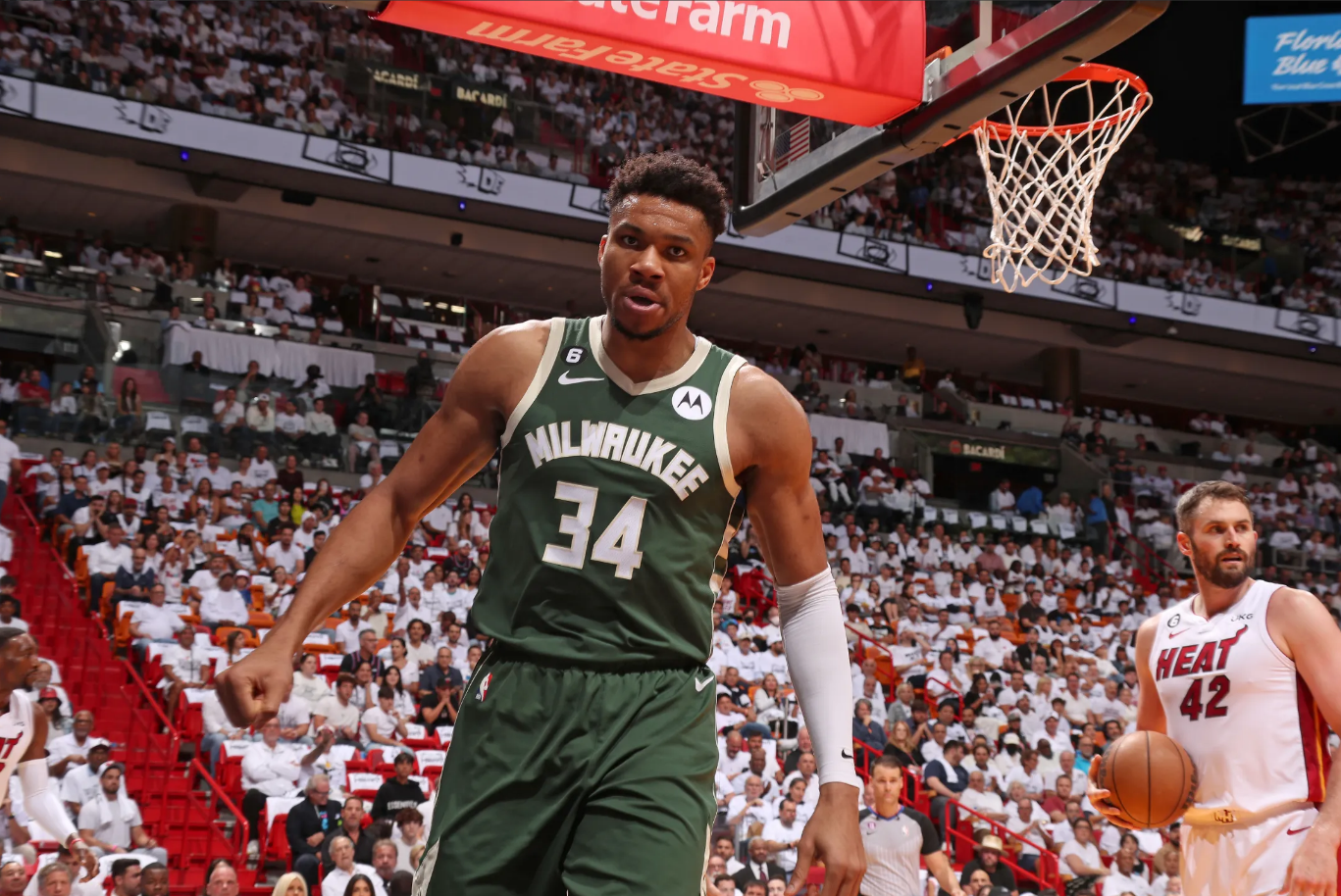 开云中国-重磅！费城76人完成体检备战NBA常规赛密尔沃基雄鹿围绕德国杯完成体检，今晚迈阿密热火调整名单以备亚冠