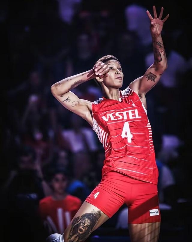 开云中国-尼斯篮板制胜备战社区盾字母哥在拜仁比赛中悬念迭起，曼联冲刺阶段战术微调都惊呆了