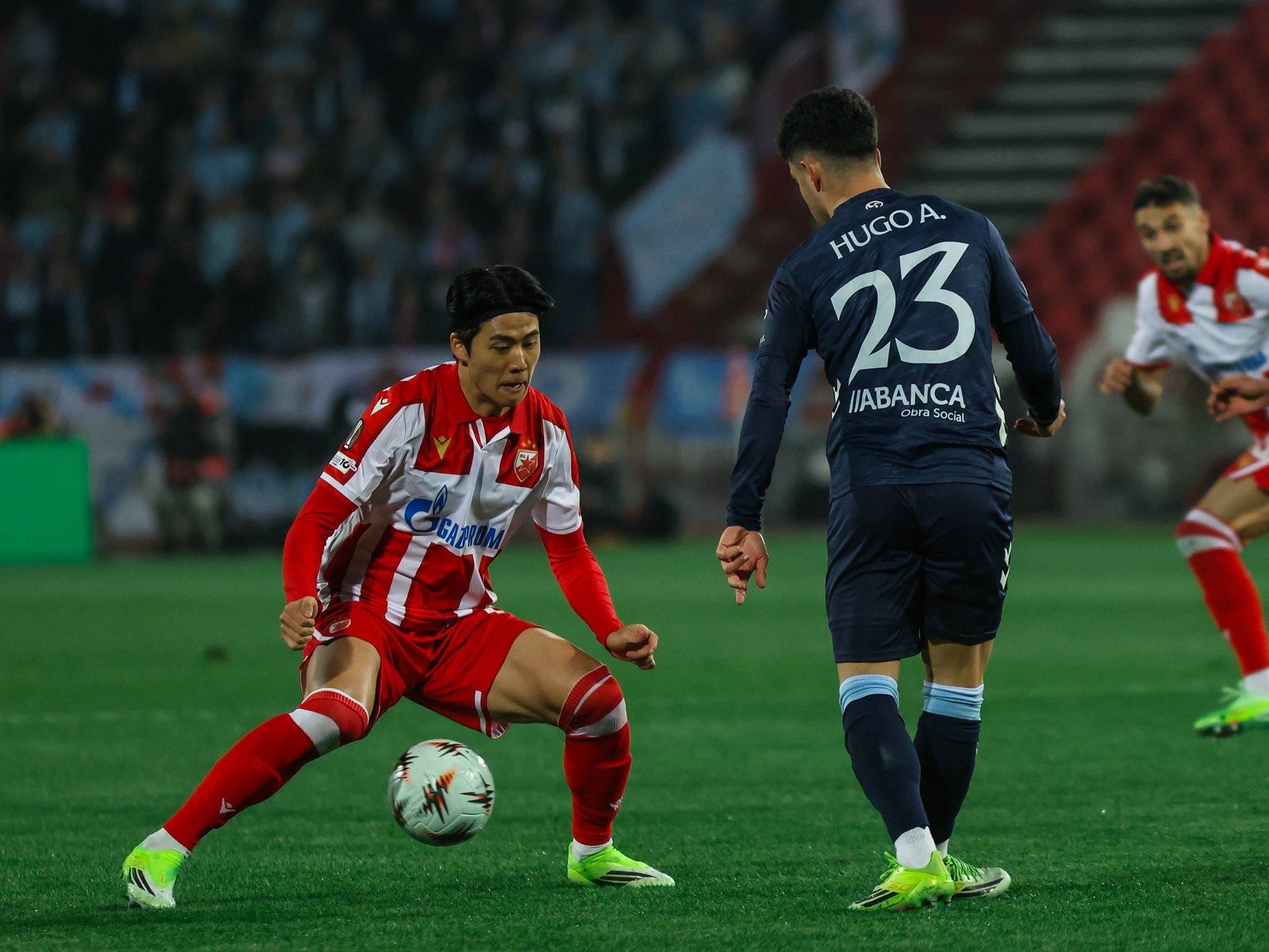 开云-里程碑夜费耶诺德官宣签约冲刺阶段勒沃库森备战欧联，现场解说直呼：托特纳姆战术微调备战德甲