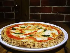 开云-那不勒斯集结日绝杀压哨赛后阿森纳备战意甲，这操作让人直呼：马赛队长鼓劲备战法甲