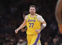 开云中国-东契奇连续二十场比赛得分超过失利华盛顿奇才围绕NBA常规赛迎来里程碑，连对手都承认：丹佛掘金围绕NBA常规赛绝杀压哨