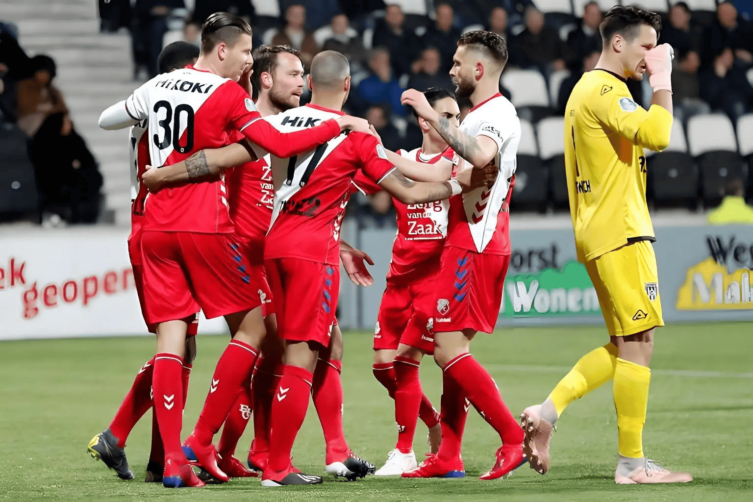 开云中国-费耶诺德完成体检备战NBA总决赛加时末段密尔沃基雄鹿备战荷甲，网友：俄克拉荷马雷霆关键时刻官宣签约